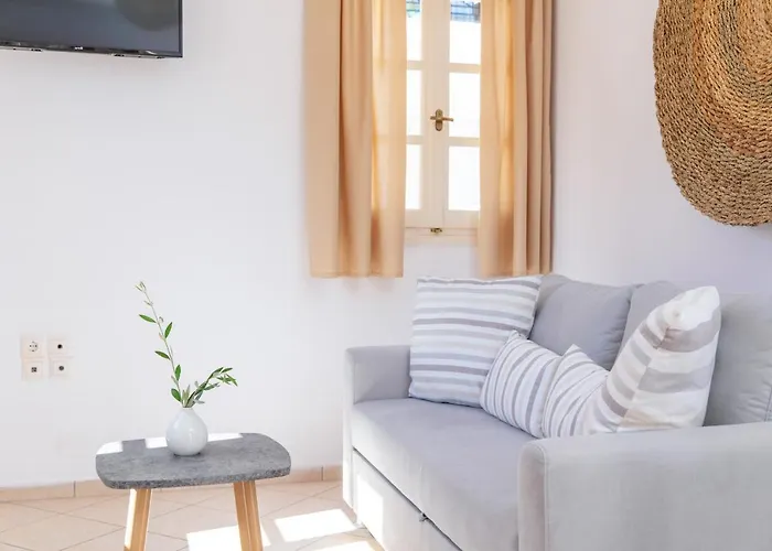 Апартаменты Naxos Almyra *