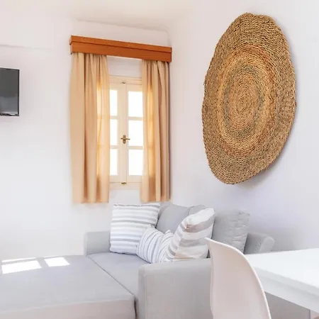 Naxos Almyra Apartment Naxos City